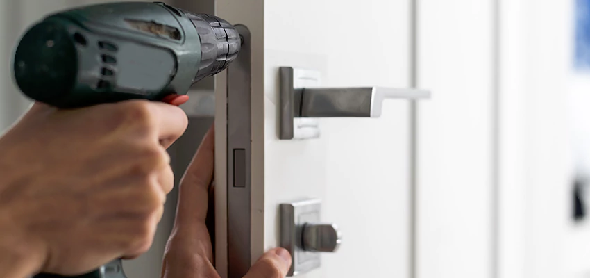 Locksmith For Lock Replacement Near Me in Ontario, CA